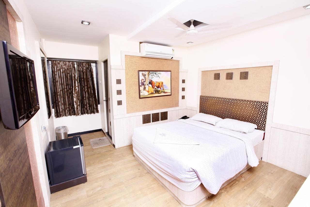 Hotel Vasantham Coimbatore Extérieur photo