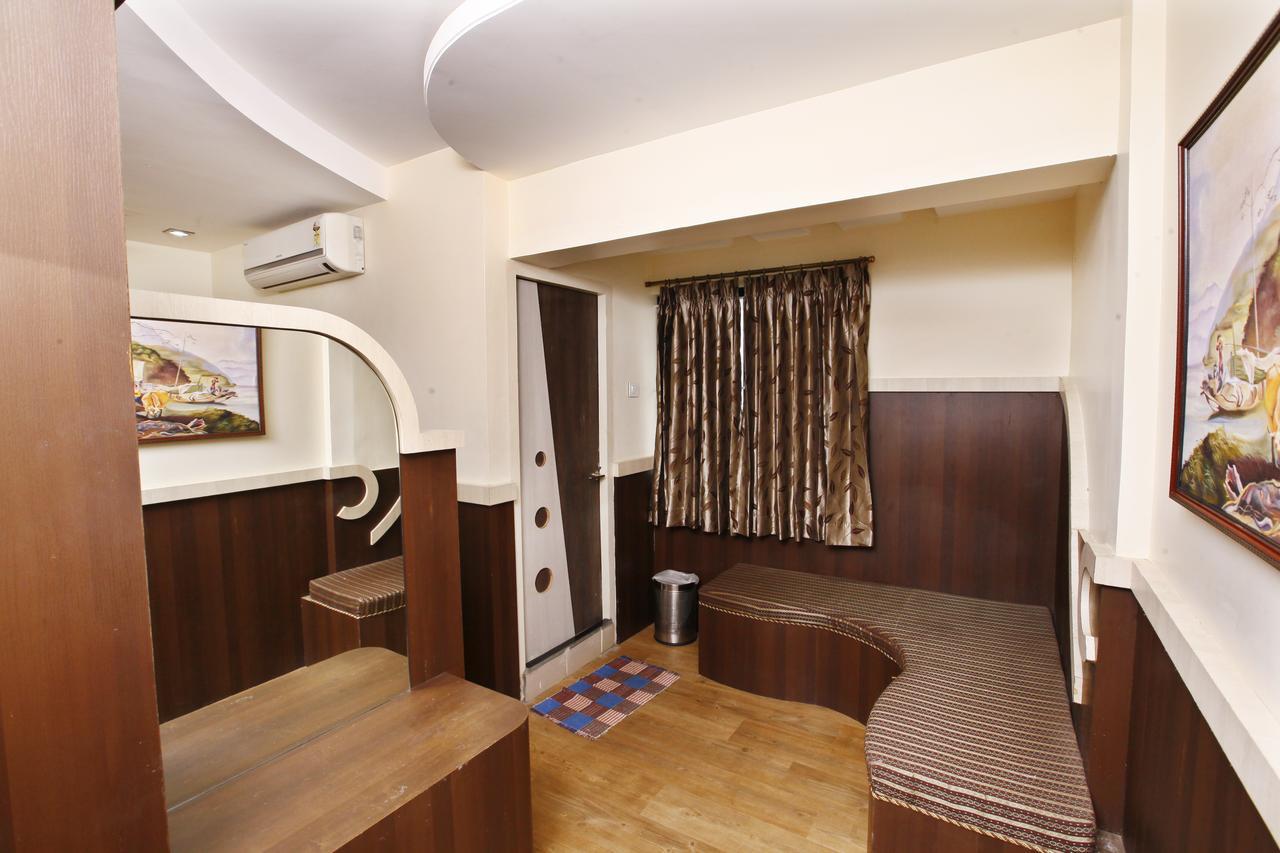 Hotel Vasantham Coimbatore Extérieur photo