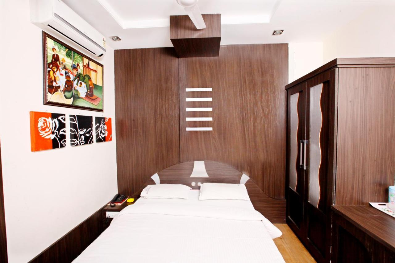 Hotel Vasantham Coimbatore Extérieur photo