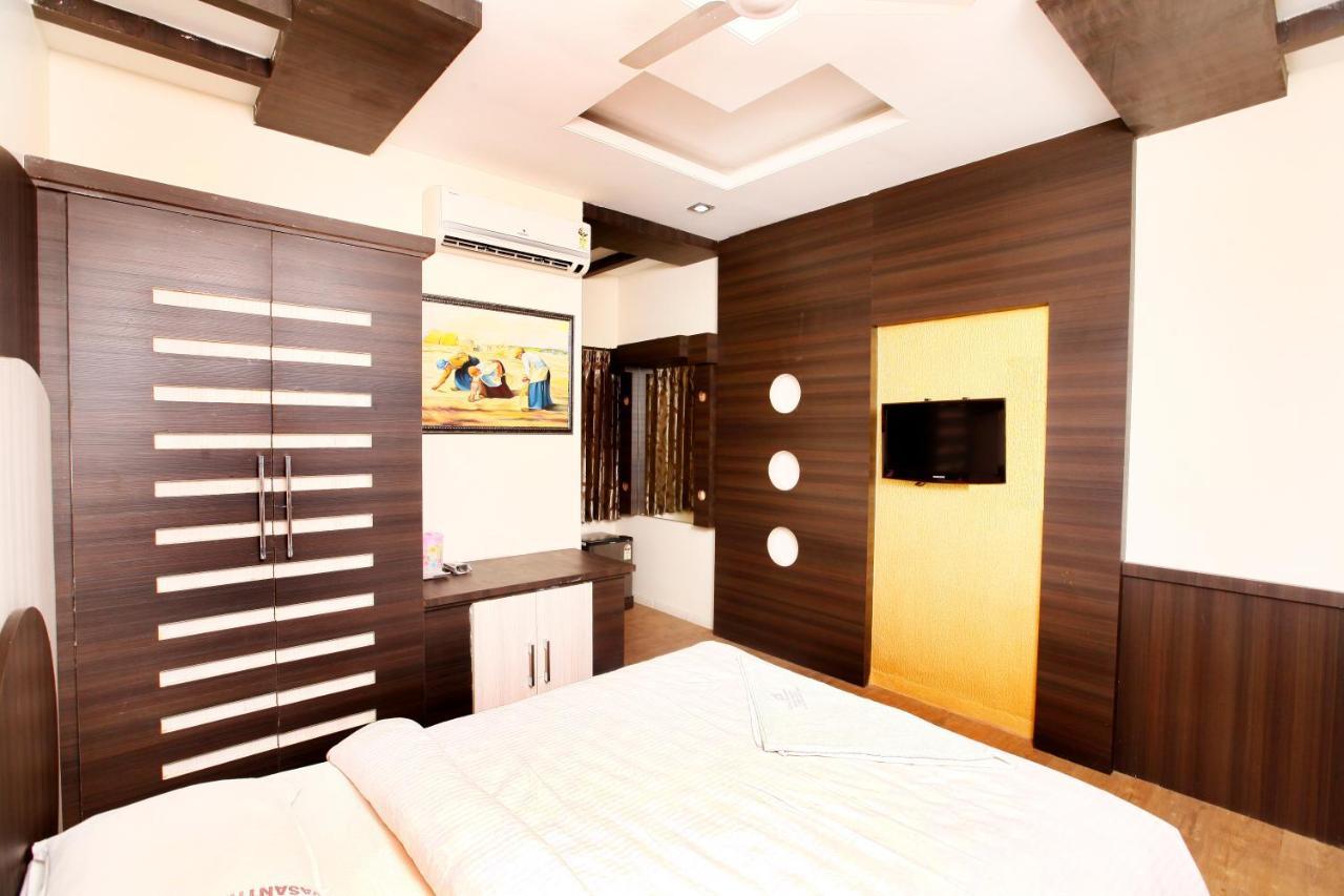 Hotel Vasantham Coimbatore Extérieur photo